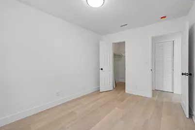 411B NE 57th Court, Oakland Park, FL 33334 - Photo 6