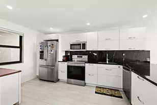 1401 N Riverside Dr, Pompano Beach, FL 33062 - Photo 4