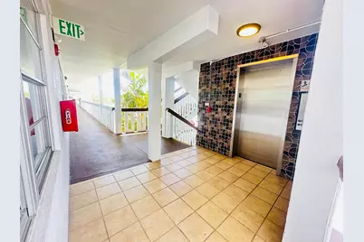 2060 Harwood E #2060, Deerfield Beach, FL 33442 - Photo 2