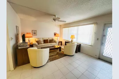2060 Harwood E, Deerfield Beach, FL 33442 - Photo 4