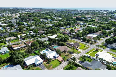 159 SE 26th Avenue, Boynton Beach, FL 33435 - Photo 32