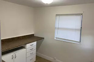 1310 Atlantic Ave, Fort Pierce, FL 34950 - Photo 4