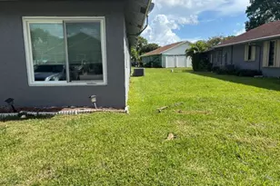 5369 Gene Cir, West Palm Beach, FL 33415 - Photo 44