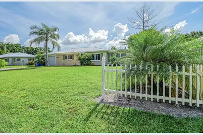 1826 38th Avenue, Vero Beach, FL 32960 - Photo 4