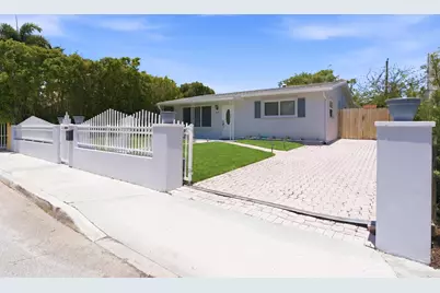 715 Green Street, West Palm Beach, FL 33405 - Photo 2