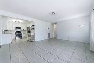715 Green St, West Palm Beach, FL 33405 - Photo 6