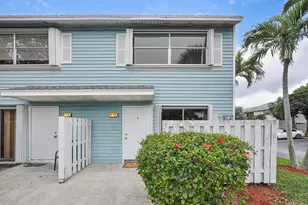 2747 NE 15th St, Pompano Beach, FL 33062 - Photo 36