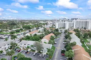 2747 NE 15th St, Pompano Beach, FL 33062 - Photo 42