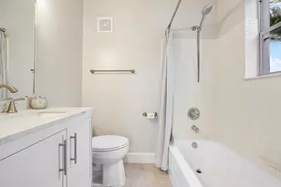 2747 NE 15th St, Pompano Beach, FL 33062 - Photo 26