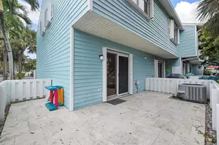 2747 NE 15th St, Pompano Beach, FL 33062 - Photo 30