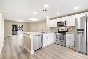 2747 NE 15th St, Pompano Beach, FL 33062 - Photo 4