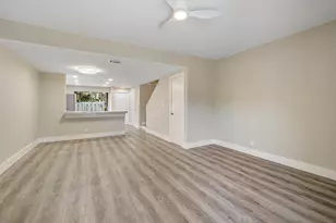 2747 NE 15th St, Pompano Beach, FL 33062 - Photo 14