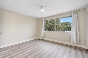 2747 NE 15th St, Pompano Beach, FL 33062 - Photo 24