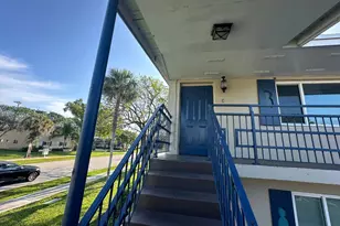 817 Lighthouse Dr, North Palm Beach, FL 33408 - Photo 2