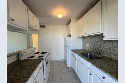817 Lighthouse Drive #C, North Palm Beach, FL 33408 - Photo 4