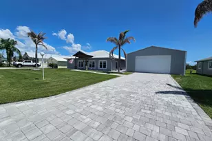 926 SW 44th Blvd, Okeechobee, FL 34974 - Photo 2