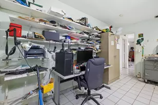 10325 NW 42nd Dr, Coral Springs, FL 33065 - Photo 30