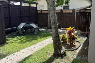 1715 Buchanan St, Hollywood, FL 33020 - Photo 2