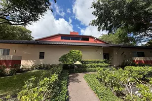2202 S Cypress Bend Dr, Pompano Beach, FL 33069 - Photo 26