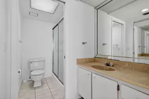 12500 SW 6th St, Pembroke Pines, FL 33027 - Photo 12