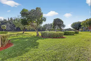 12500 SW 6th St, Pembroke Pines, FL 33027 - Photo 2