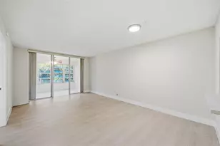 9430 Poinciana Pl, Davie, FL 33324 - Photo 14