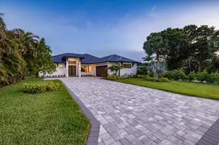 513 SW South Carolina Dr, Stuart, FL 34994 - Photo 12