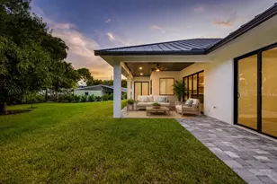 513 SW South Carolina Dr, Stuart, FL 34994 - Photo 18