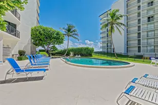 5420 N Ocean Dr, Riviera Beach, FL 33404 - Photo 50