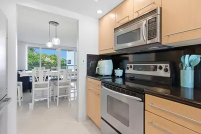 1057 Hillsboro #214, Hillsboro Beach, FL 33062 - Photo 18