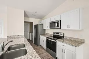 1031 S Bronze Ct, Labelle, FL 33935 - Photo 12