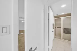 3099 NW 48th Ave, Lauderdale Lakes, FL 33313 - Photo 24