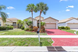10720 Oak Bend Way, Wellington, FL 33414 - Photo 2