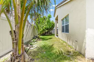 10720 Oak Bend Way, Wellington, FL 33414 - Photo 32