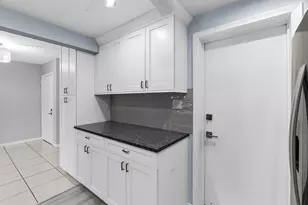1940 NE 2nd Ave, Wilton Manors, FL 33305 - Photo 8