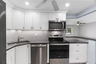1940 NE 2nd Ave, Wilton Manors, FL 33305 - Photo 6