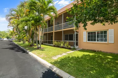 1940 NE 2nd Avenue #106j, Wilton Manors, FL 33305 - Photo 1