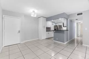 1940 NE 2nd Ave, Wilton Manors, FL 33305 - Photo 12