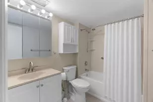 1940 NE 2nd Ave, Wilton Manors, FL 33305 - Photo 18