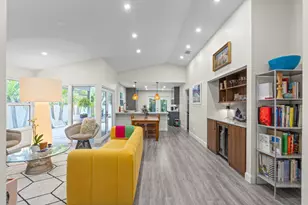2474 Bedford Mews Dr, Wellington, FL 33414 - Photo 4