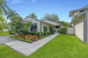 2474 Bedford Mews Dr, Wellington, FL 33414 - Photo 30