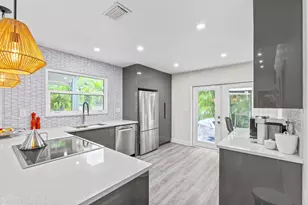 2474 Bedford Mews Dr, Wellington, FL 33414 - Photo 2