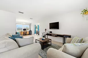 450 SW Kentwood Rd, Port Saint Lucie, FL 34953 - Photo 10