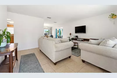 450 SW Kentwood Road, Port Saint Lucie, FL 34953 - Photo 6
