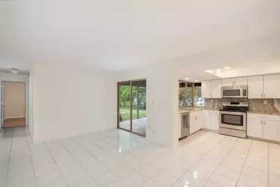 3844 NW 82nd Way, Coral Springs, FL 33065 - Photo 8