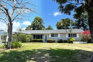 465 NE 34th St, Boca Raton, FL 33431 - Photo 1