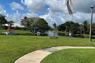 12726 Spinnaker Ln, Wellington, FL 33414 - Photo 30