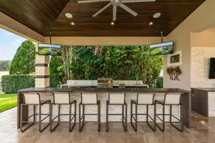 10280 S Barnsley Dr, Parkland, FL 33076 - Photo 4