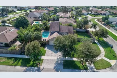 4140 Woods End Road, Boca Raton, FL 33487 - Photo 2