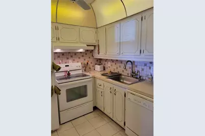 1030 Ashby D #1030, Deerfield Beach, FL 33442 - Photo 8